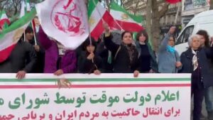 Manifestation place de la Bastille — 14 mars 2026 : des centaines de voix pour la liberté de l’Iran