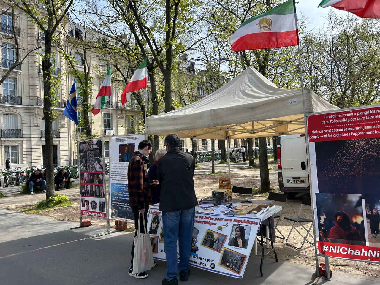 Stand ARPDH Paris Invalides