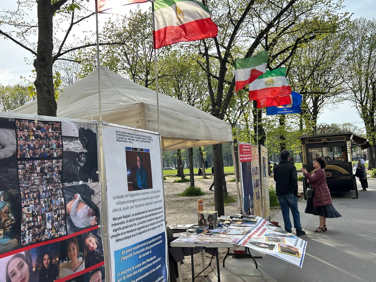 Stand ARPDH Paris Invalides
